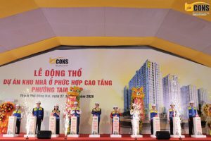 Các đại diện đến từ Tập đoàn Bcons và lãnh đạo, chính quyền cùng nhau thực hiện nghi thức động thổ dự án